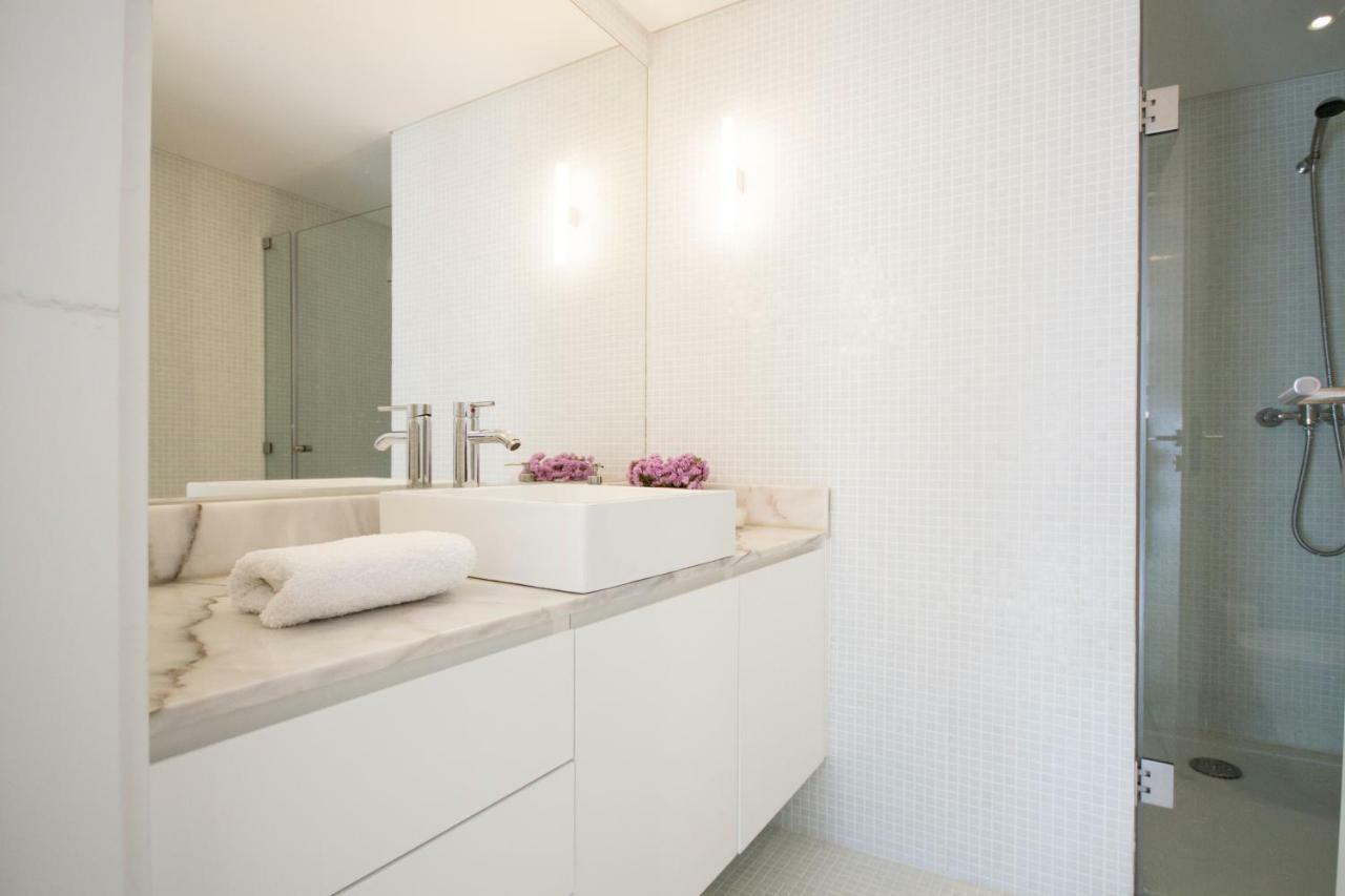 Invicta Courtyard Apartment Porto Bagian luar foto